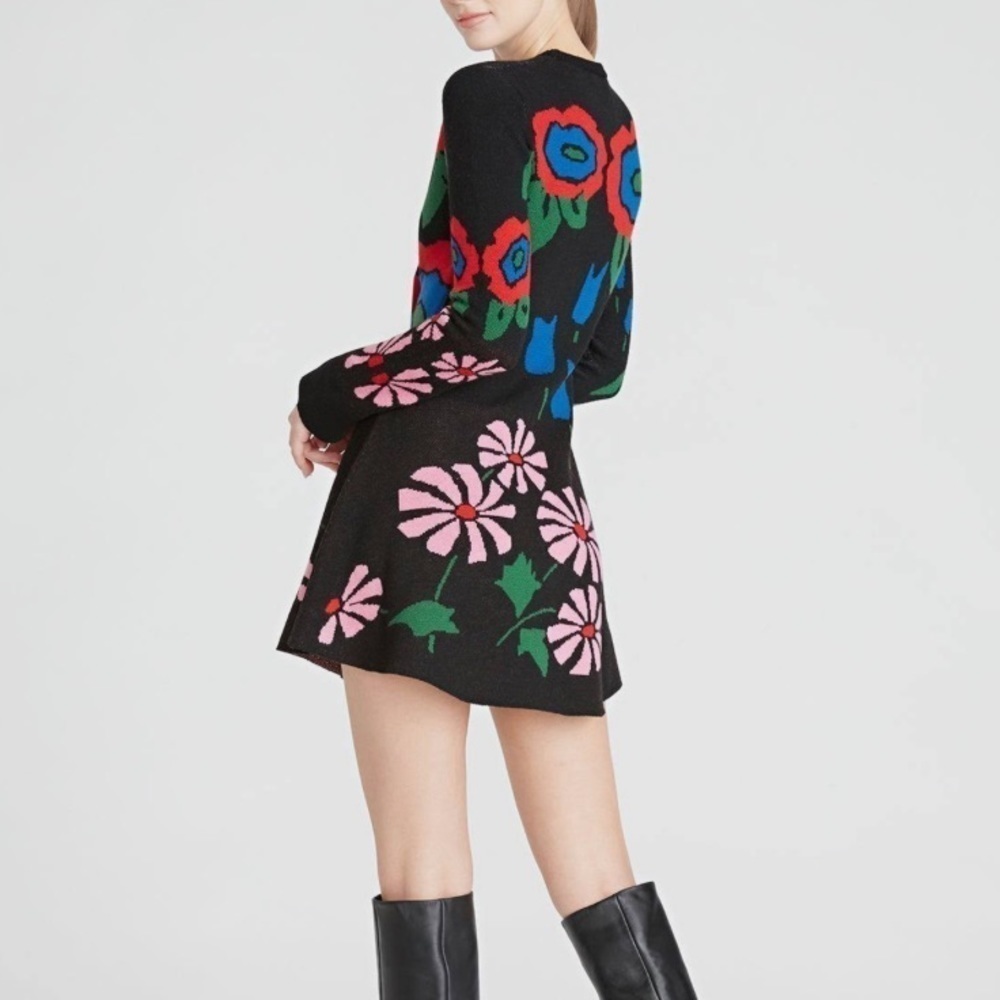 AMUR- NWT “Nataly” Fit and Flare Floral Longsleeve Wool Sweater Mini Dress - Picture 2 of 7